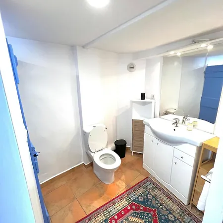 Lägenhet Meuble-vue Mer-vieux Hyeres- Centre Medieval Coeur De *