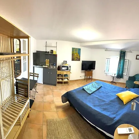 Lägenhet Meuble-vue Mer-vieux Hyeres- Centre Medieval Coeur De Hyères