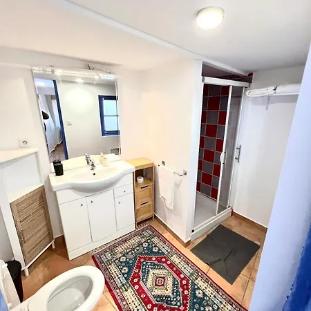 Meuble-vue Mer-vieux Hyeres- Centre Medieval Coeur De *